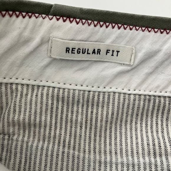 Jack & Jones Flat Front Chinos, Sage colored with sailboat pattern Size S - Picture 6 of 17